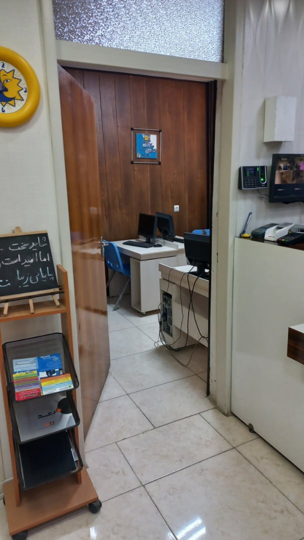 گروه پژوهشی متفکران 6