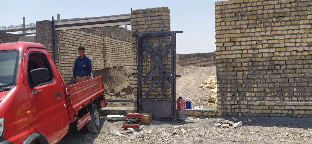 زمین216متری چهار دیواری شده 4
