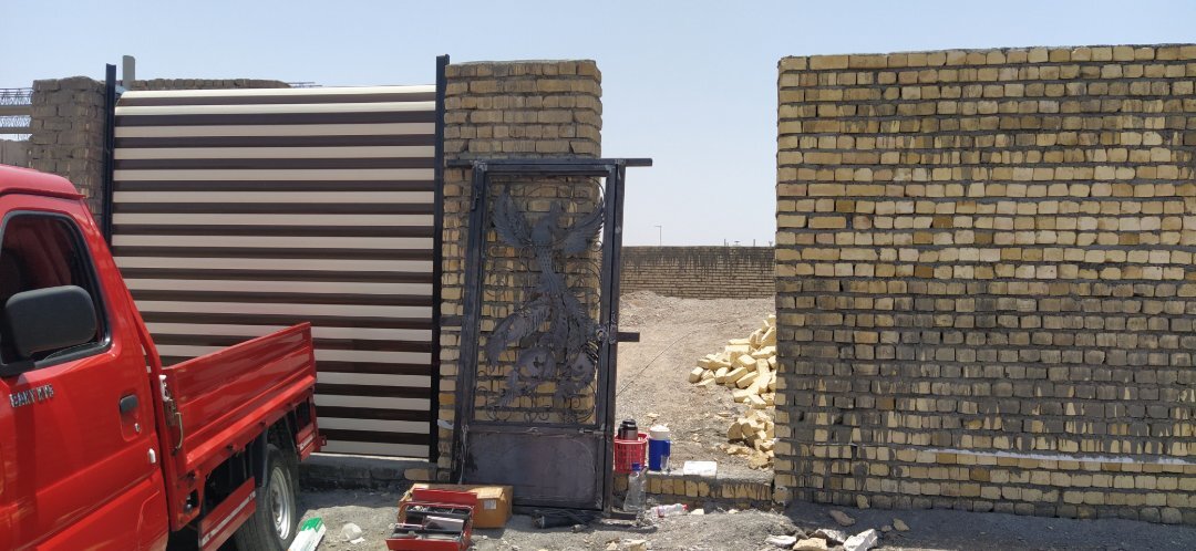زمین216متری چهار دیواری شده 2