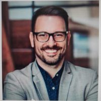 جویای کار در دفاتر اداری کیش