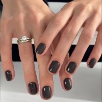 دستیار ناخن