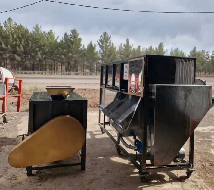 ماشین آلات کشاورزی و فرآوری پسته سنجی استار