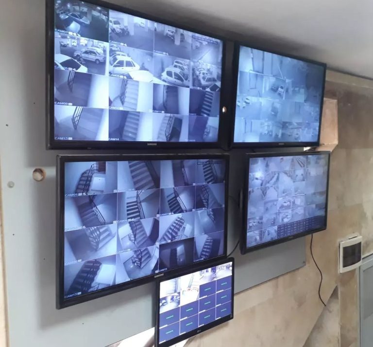 نصب و فروش انواع دوربین مداربسته