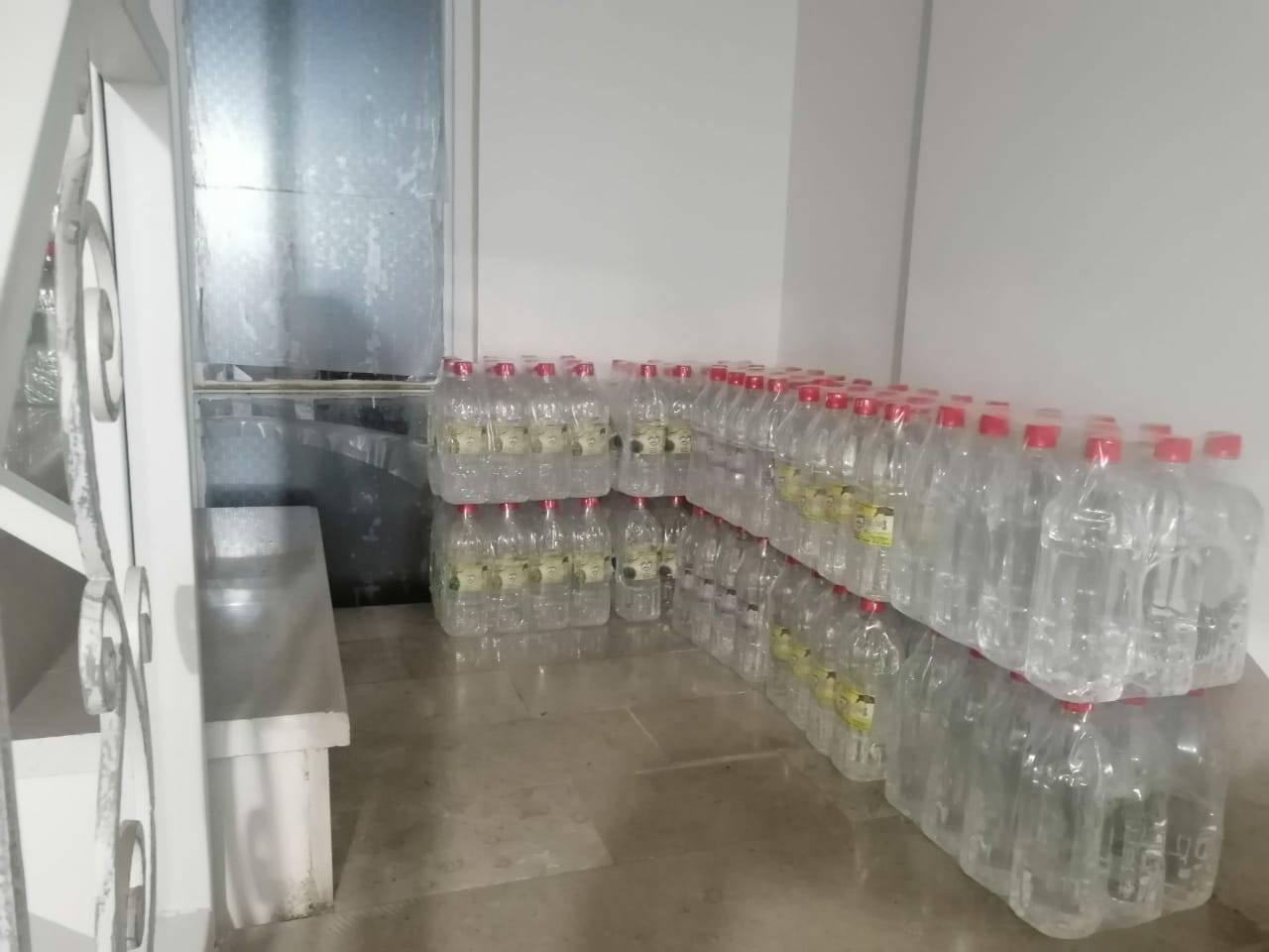 نسکافه/عنبربو/عسل/عرقیجات/گلاب/شیره 2