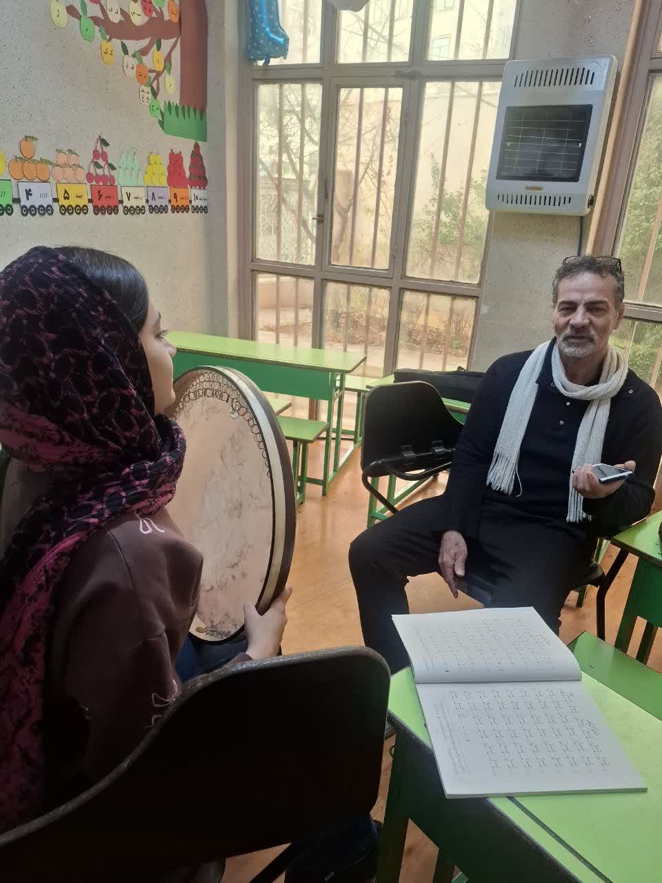 کلاس موسیقی بزرگسال سرای محله گلشهر 2